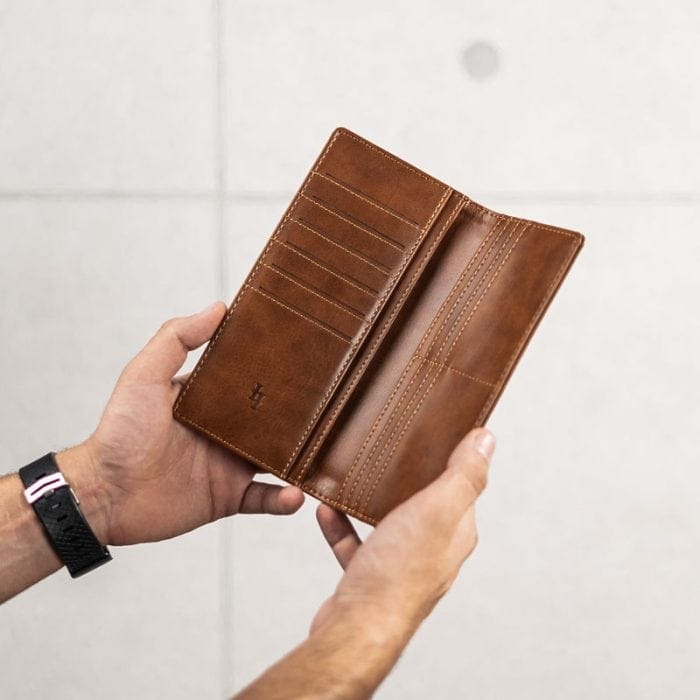 Victor Long Wallet - Image 11
